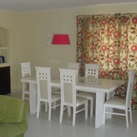 Nova- By Portugalferias * קארבואירו